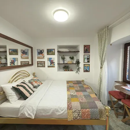 Olive's Place Izola